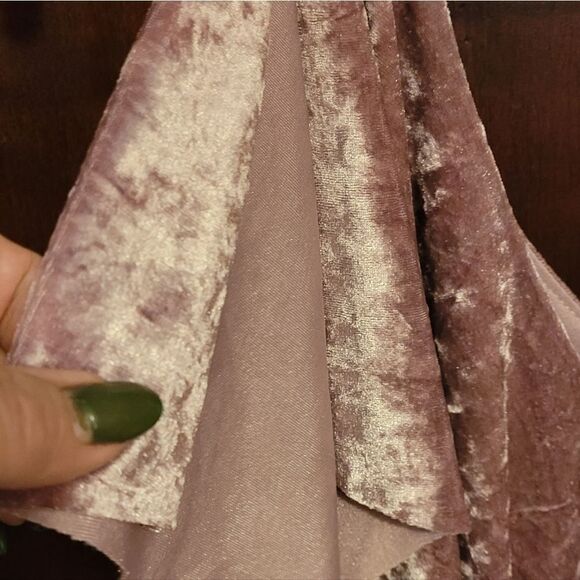 DUSTY PINK VELVET LAYERED TOP - Picture 6 of 7
